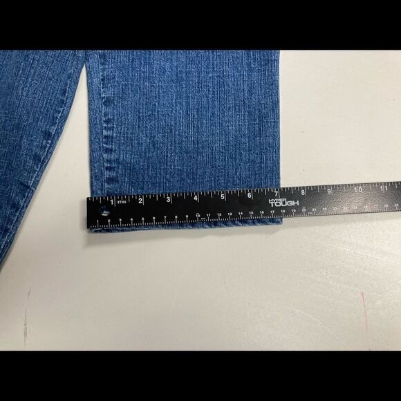 GLORIA VANDERBILT Women’s Jeans Size14P hand measures smaller Blue High Rise - Picture 4 of 13